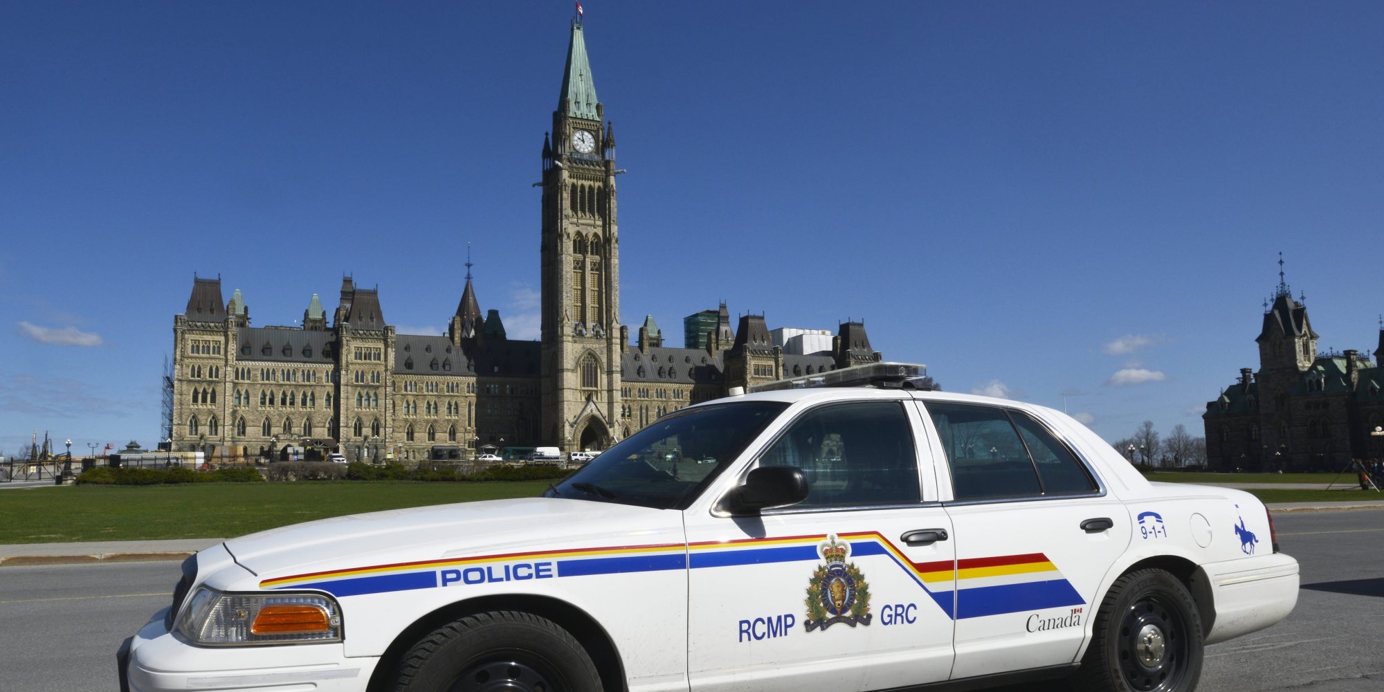 A RCMP cruiser sits parked on Parliament Hill in Ottawa on Tuesday, April 28, 2015. THE CANADIAN PRESS IMAGES/Matthew Usherwood